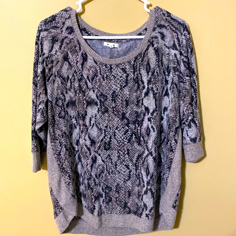 Maurice’s light sweater
